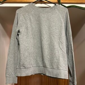 H&M Long Sleeve Pullover Grey Size M EUC